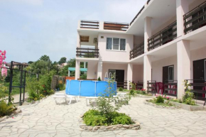 Guest house Pchelka